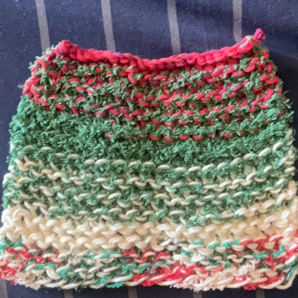 Holly Knitted Washcloth